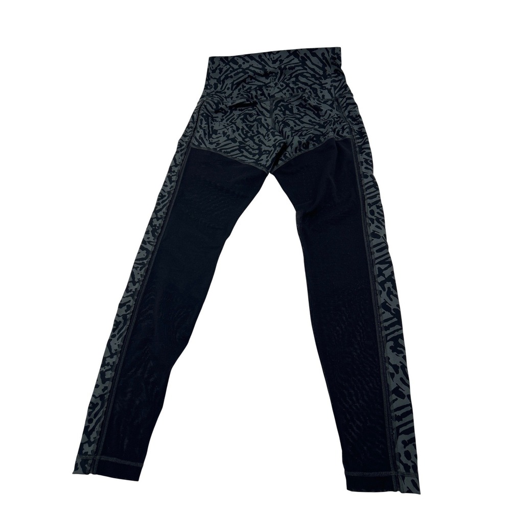 Lululemon High Rise Mesh Panel Leggings Grey Black Abstract Print Size‎ 6 - Picture 9 of 9